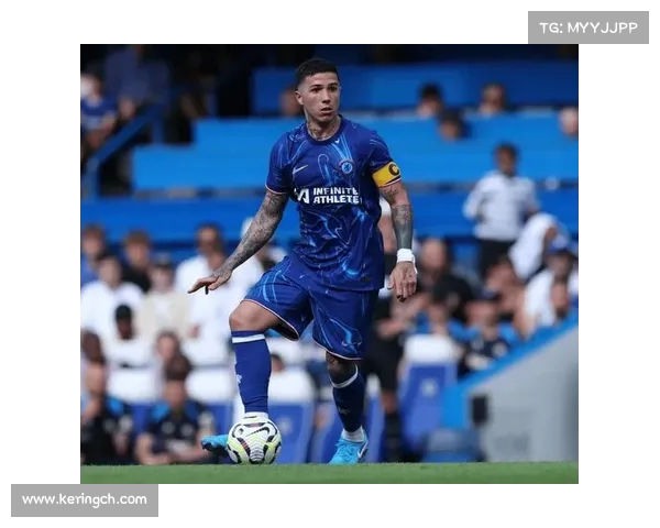 切尔西新帅下令,球队焕然一新 切尔西新帅下令,球队焕然一新